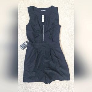 NWT Express Black Romper Size 6